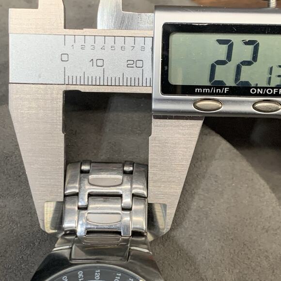 Vintage Relic Wet Multi Function Watch ZR15442 Tachometer 42 mm Case New Battery - Picture 11 of 11